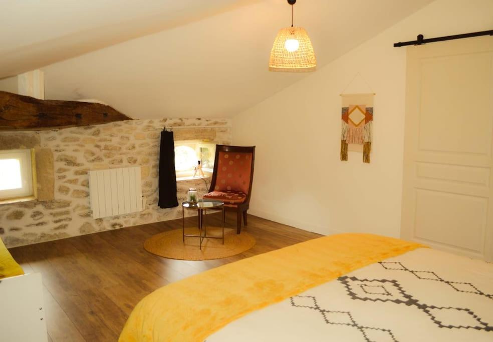 Апартаменти Gite A La Ferme Chaleureux Civrac-de-Blaye Екстер'єр фото